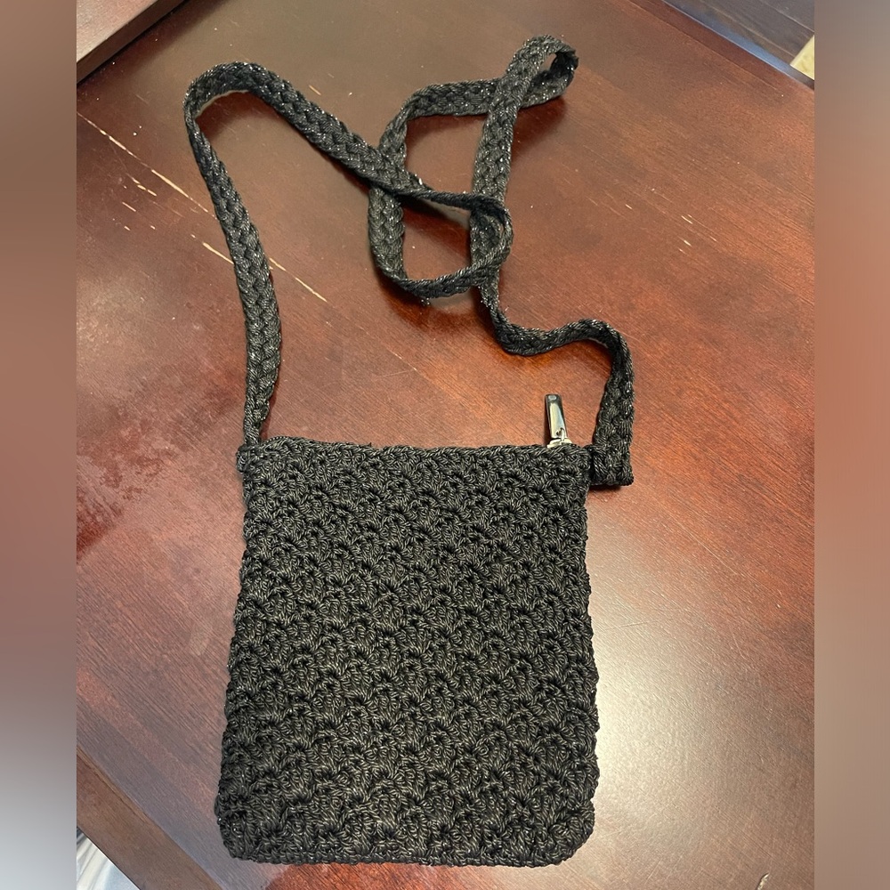 Small sparkly crochet black purse